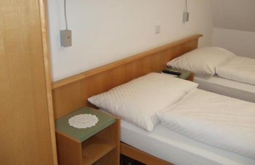Aesch Hotel | Discover Gasthaus zur Sonne: Family-Friendly & Pet Welcoming