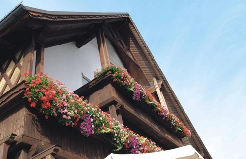 Unterallgau House | Inviting Gasthaus zur Traube: Family-Friendly with Breakfast