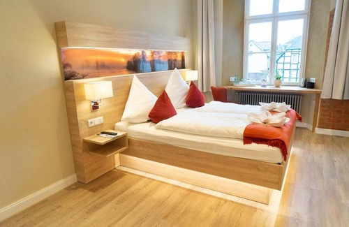 Arnsberg Hotel | Delightful Gasthof 1820: Family-Friendly Retreat
