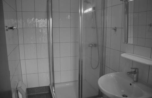 Steindorf am Ossiacher See House | Oceanfront Retreat at Gasthof Laggner - Pet Friendly & More