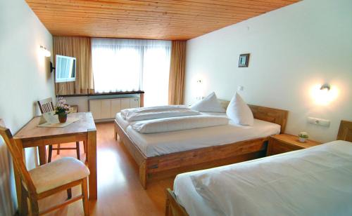 Nueziders House | Comfortable Stay at Gasthof Bad Sonnenberg - Pet Friendly