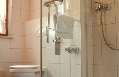 Schechen House | Guest Rated 9.4: Gasthof Esterer with Restaurant & Breakfast