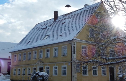 Dinkelsbuehl Hotel | Discover Gasthof Goldenes Rössle: Family-Friendly Retreat