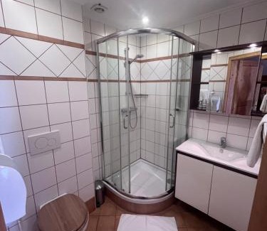 Honigtal Hotel | Oceanfront Retreat at Gasthof Großschedl zum Kramerwirt
