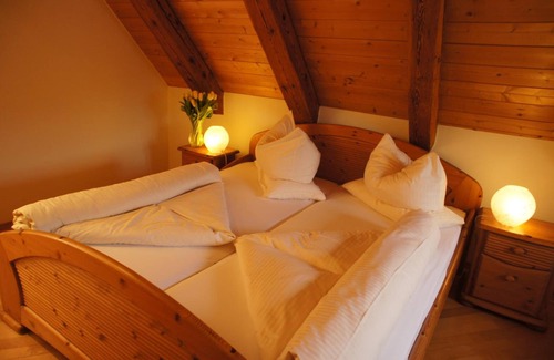 Herrsching am Ammersee Hotel | Top-Rated Gasthof Hotel zur Post with Family-Friendly Amenities