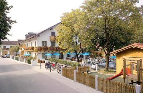 Aufhofen Hotel | Discover Comfort at Gasthof & Hotel Jägerwirt - Pet Friendly Stay