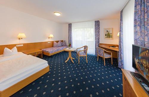 Berghulen Hotel | Relax at Gasthof - Hotel zum Ochsen with Ocean Views
