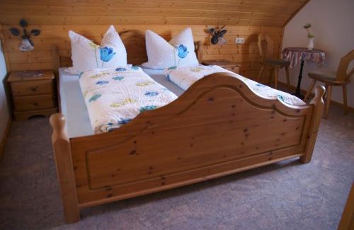 Schwend House | Guest-Rated Gasthof Jägerheim with Family-Friendly Dining