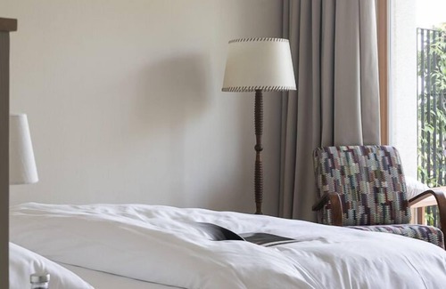Bolzano Hotel | Experience Gasthof Kohlern: Spa, Pool & 10/10 Reviews!