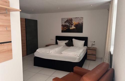 Bad Waldsee Hotel | Discover Comfort at Gasthof Kreuz with Onsite Dining
