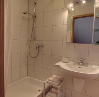 Hamdorf Hotel | Discover Gasthof Lafrenz: Pet-Friendly and Family Ready