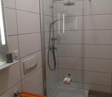 Moosburg House | Enjoy Oceanfront Relaxation at Gasthof Liebetegger