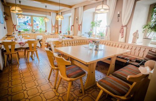 Haibuhl House | Discover Relaxation at Gasthof Meindl - Oceanfront Escape