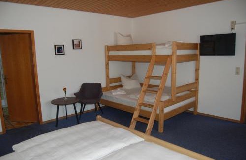Kipfenberg House | Discover Gasthof Metzgerei Neumeyer: Pet-Friendly Retreat
