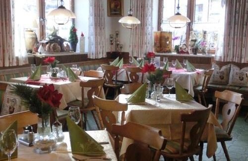 Lam Hotel | Cozy Gasthof Metzgerei Stöberl with Spa & Pet-Friendly Stay