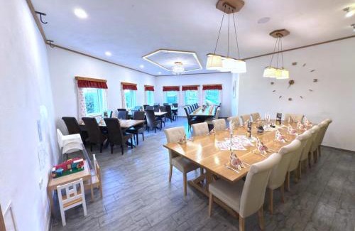 Stadl-Predlitz Apartment | Pet-Friendly Retreat at Gasthof Muster-Stüberl - Great Reviews!