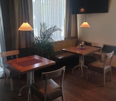Kapfenberg House | Discover Gasthof Niki: Family-Friendly with Dining Options