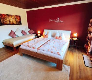 Elisabethszell Bed & Breakfast | Pet-Friendly Gasthof Oberer Wirt: Guest Rated 9/10