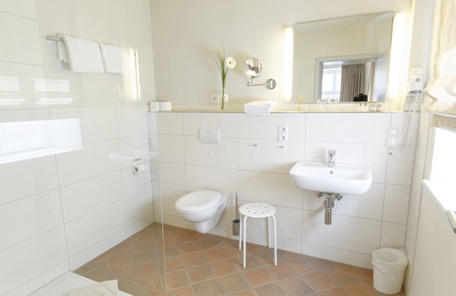 Sesslach Hotel | Guest Rated 8.8: Gasthof Pörtnerhof with Family-Friendly Dining