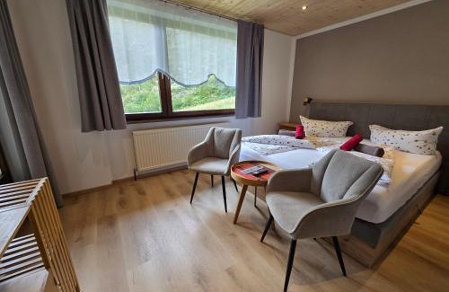 Hopfgarten in Defereggen House | Relax at Gasthof Pension Kohlplatzl with Ocean Views