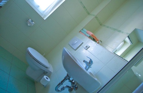 Groß Ernsthof Hotel | Pet Friendly Gasthof & Pension Zum Himmel - Rated 8.4/10