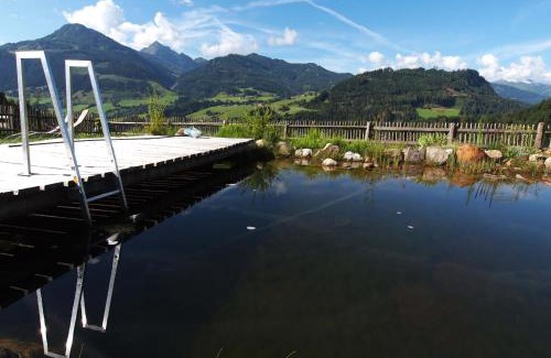 Goldegg Hotel | Discover Gasthof Pesbichl: Pet-Friendly with Ocean View
