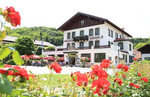 Marquartstein Hotel | Pet-Friendly Retreat at Gasthof Prinzregent Superior