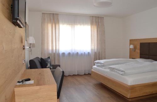 Neufahrn in Niederbayern House | Pet-Friendly Gasthof Ramsauer: Rated 8.5/10 by Guests