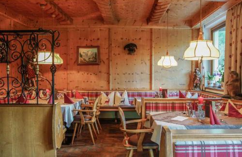 Gerlos Hotel | Experience Hotel Gasthof Riederhof: 10/10 Guest Rated Stay