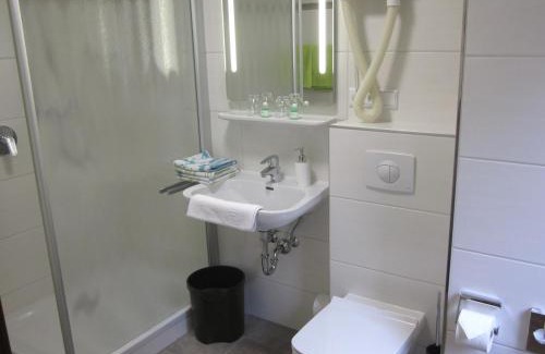 Schwarzenbach am Wald Hotel | Guest Rated Gasthof Rodachtal with Family-Friendly Amenities