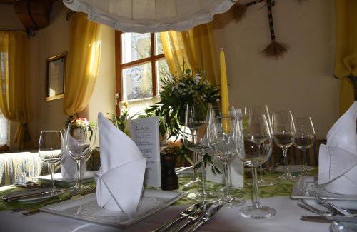 Bad Waltersdorf Hotel | Discover Gasthof Safenhof: Pet-Friendly with 8.8/10 Rating