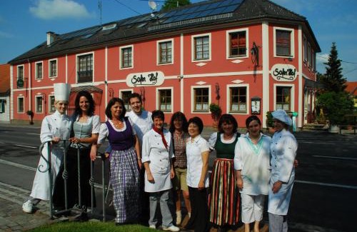 Bad Waltersdorf Hotel | Discover Gasthof Safenhof: Pet-Friendly with 8.8/10 Rating