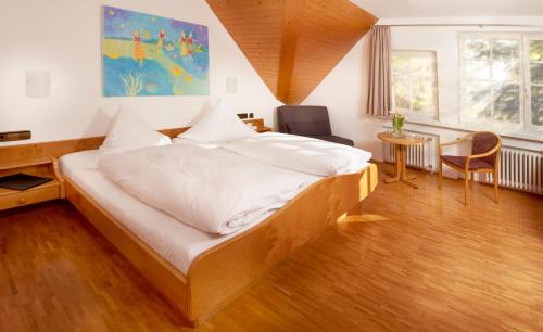 Villingen-Schwenningen Hotel | Pet-Friendly Getaway at Gasthof Schweizerhof - 8.5/10 Rating