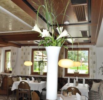 Breitenbach am Inn Hotel | Stay at Gasthof Schopper: Pet-Friendly with Hot Tub Access
