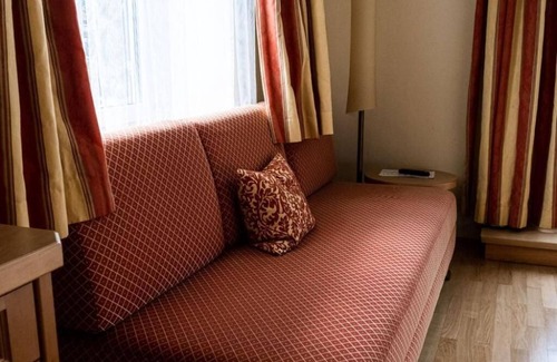 Sankt Leondard Hotel | Relax at Gasthof Schorn: 4-Star Comfort and Dining