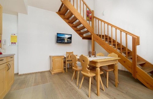 Sillian House | Guest Rated: Gasthof Sillianer Wirt with Family-Friendly Perks