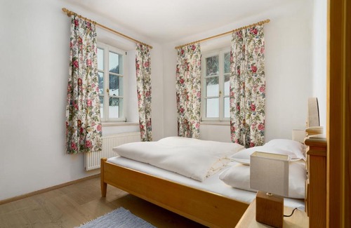 Sillian House | Guest Rated: Gasthof Sillianer Wirt with Family-Friendly Perks