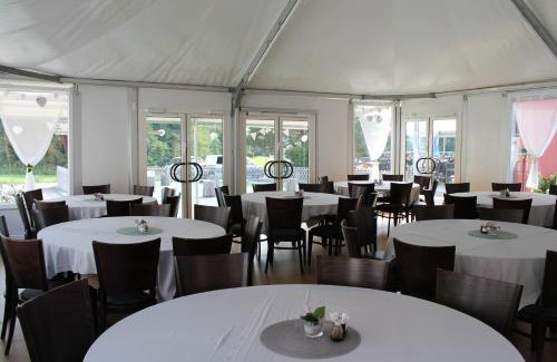 Litzelsdorf House | Gasthof Sonnenterrasse: 24h Self-Check-in & Family-Friendly