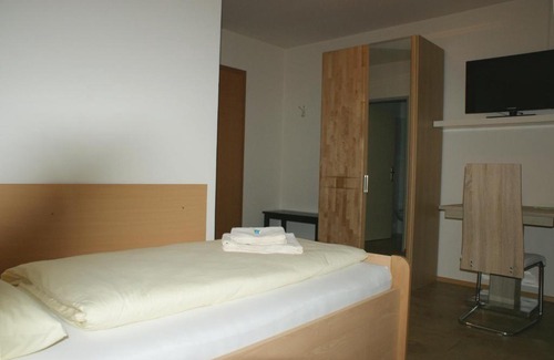 Saxen House | Pet-Friendly Gasthof Sturmmühle: Rated 9.1/10 by Guests