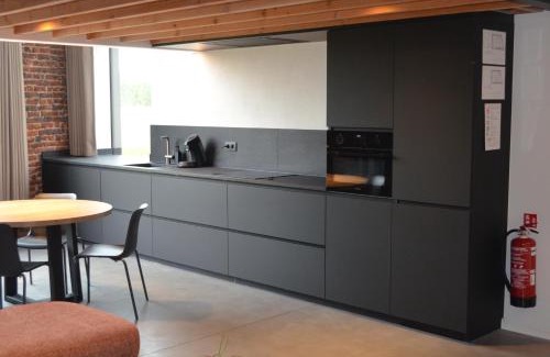 Maarkedal House | Oceanfront Escape at Gasthof 't Neutensveld - Guest Rated 9.5