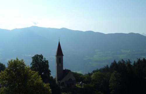 Bressanone Hotel | Cozy Gasthof Weidmannshof: Pet-Friendly with Top Amenities