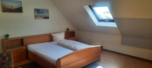 Ortsmitte House | Cozy Gasthof zum Österntor: Breakfast Included, 8/10 Rated