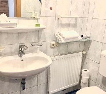 Haslach an der Muehl Hotel | Delightful Gasthof 'Zum alten Turm' with Pet-Friendly Perks