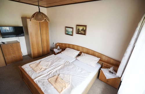 Karstadt House | Delightful Gasthof Zum Goldenen Stern with Kid-Friendly Dining