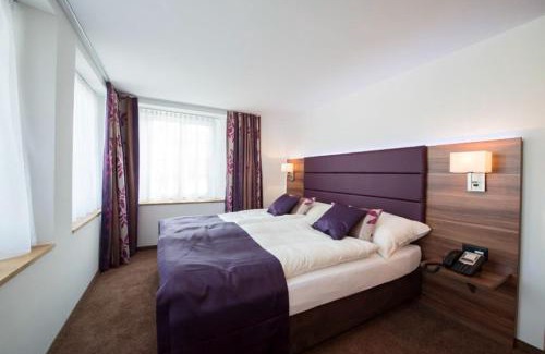 Pfaffikon District Hotel | Discover Gasthof zum Hecht: Family-Friendly Retreat