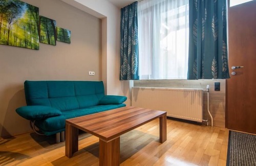 Inzing Hotel | Experience Comfort at Gasthof zum Stollhofer - Rated 8.8