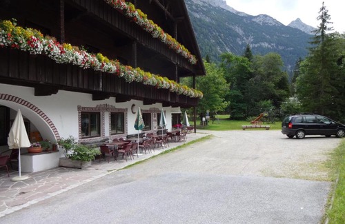 Leutasch Hotel | Discover Comfort at Gasthof zur Mühle – Pet Friendly & More