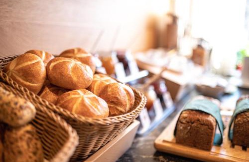 Maishofen Hotel | Discover Gasthof zur Post: Rated 9/10 with Pool & Breakfast