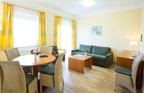 Eberfing Hotel | Delightful Gasthof zur Post: Pet-Friendly & Family Amenities