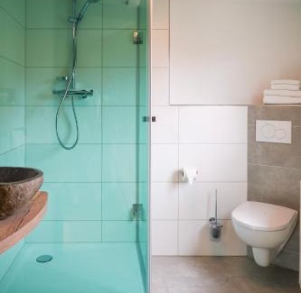 Neunkirchen am Brand Hotel | Discover Gasthof Zur Seku: Pet-Friendly Retreat with Dining